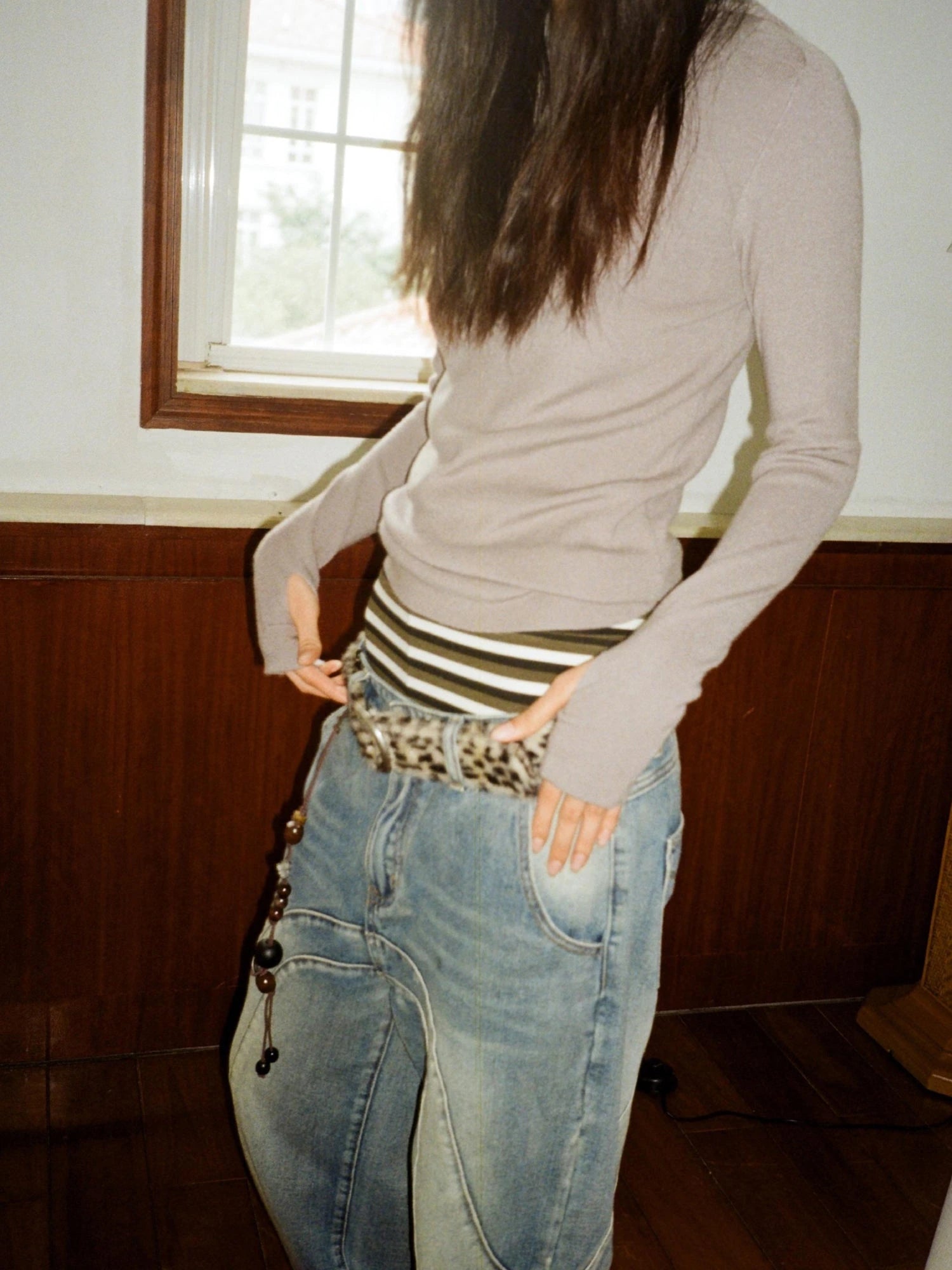 Vintage Wash Split Hem Denim Jeans Mid Low Rise Relaxed Straight