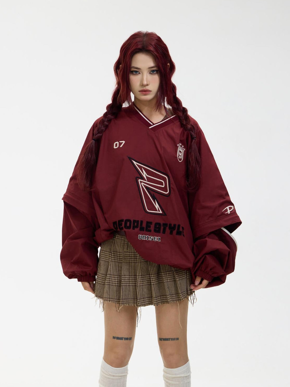 Peoplesense Retro Embroidered V Neck Red Sportswear Unisex Loose Fit Detachable Sleeves