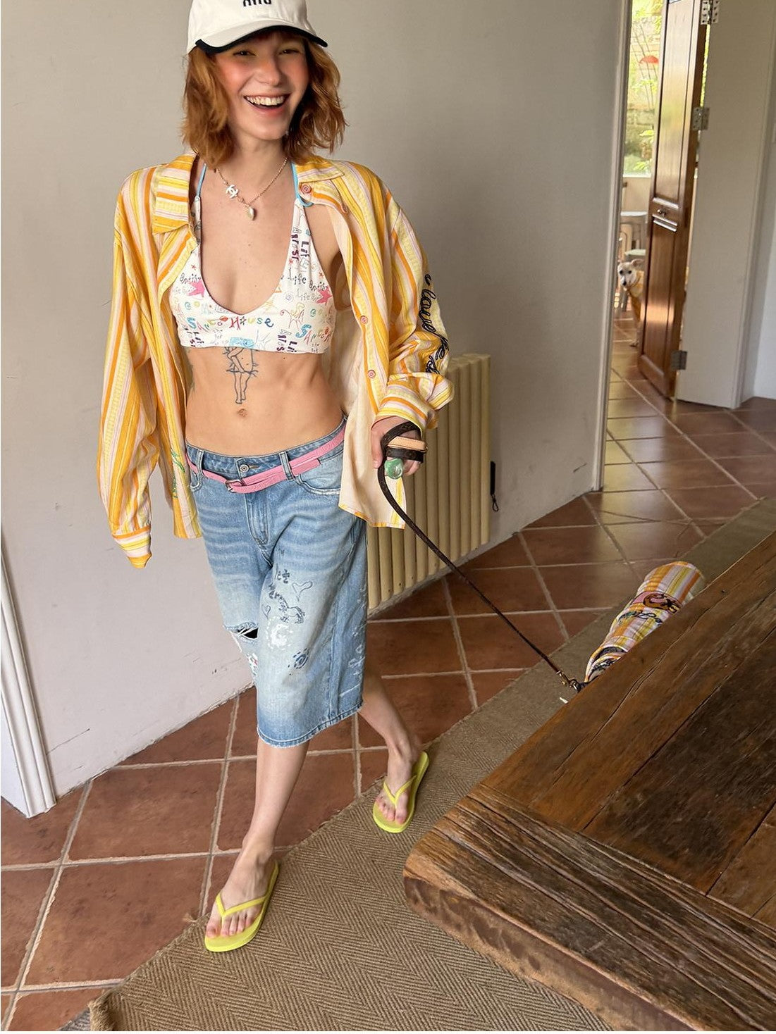sancco house Graffiti Print Halter Tie V-neck Cropped Fitted Women&