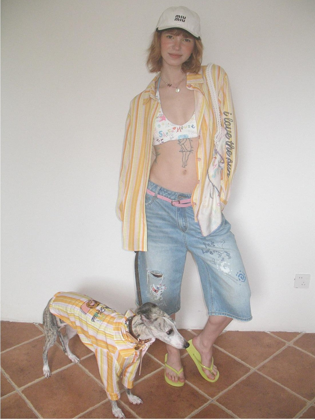 sancco house Graffiti Print Halter Tie V-neck Cropped Fitted Women&