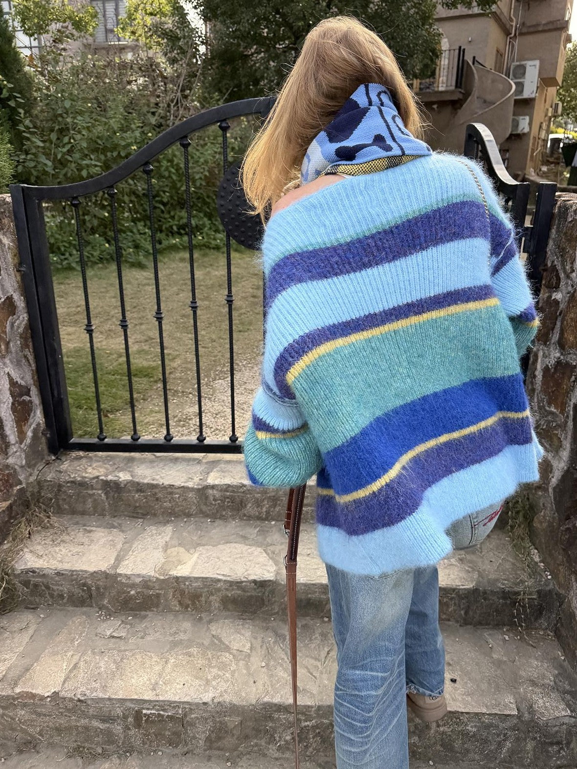 sancco house Multicolor Striped Contrast V-neck Loose Knit Women&