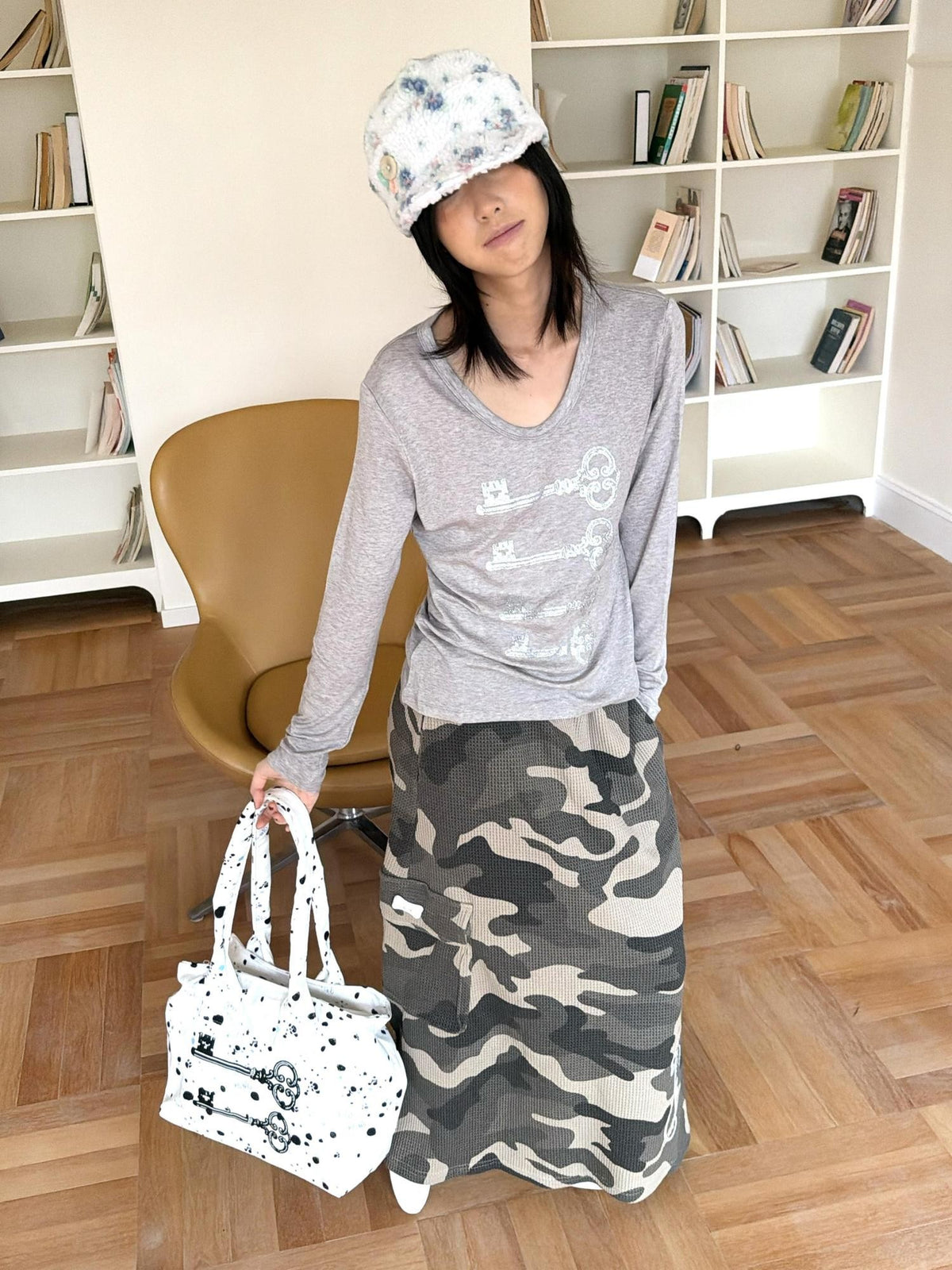 takeabreak Vintage Key Print V-neck Slim Fit Lyocell Women&
