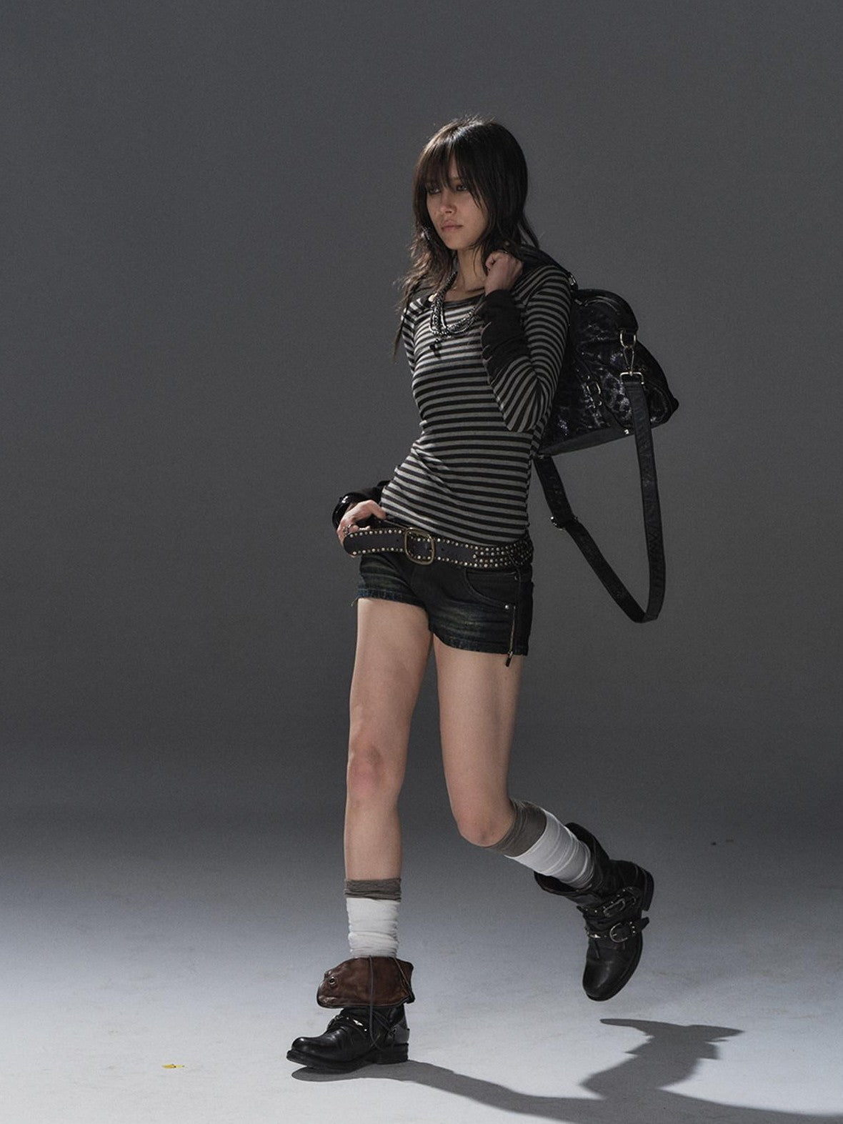 wear And tear Black Gray Striped Patchwork Button Raglan Women&