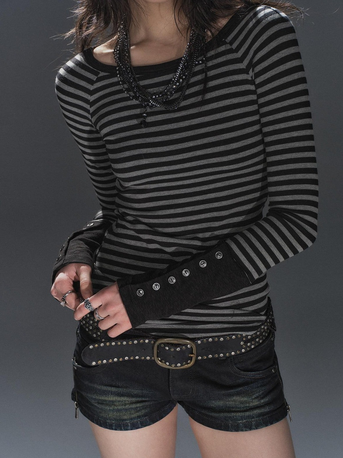 wear And tear Black Gray Striped Patchwork Button Raglan Women&