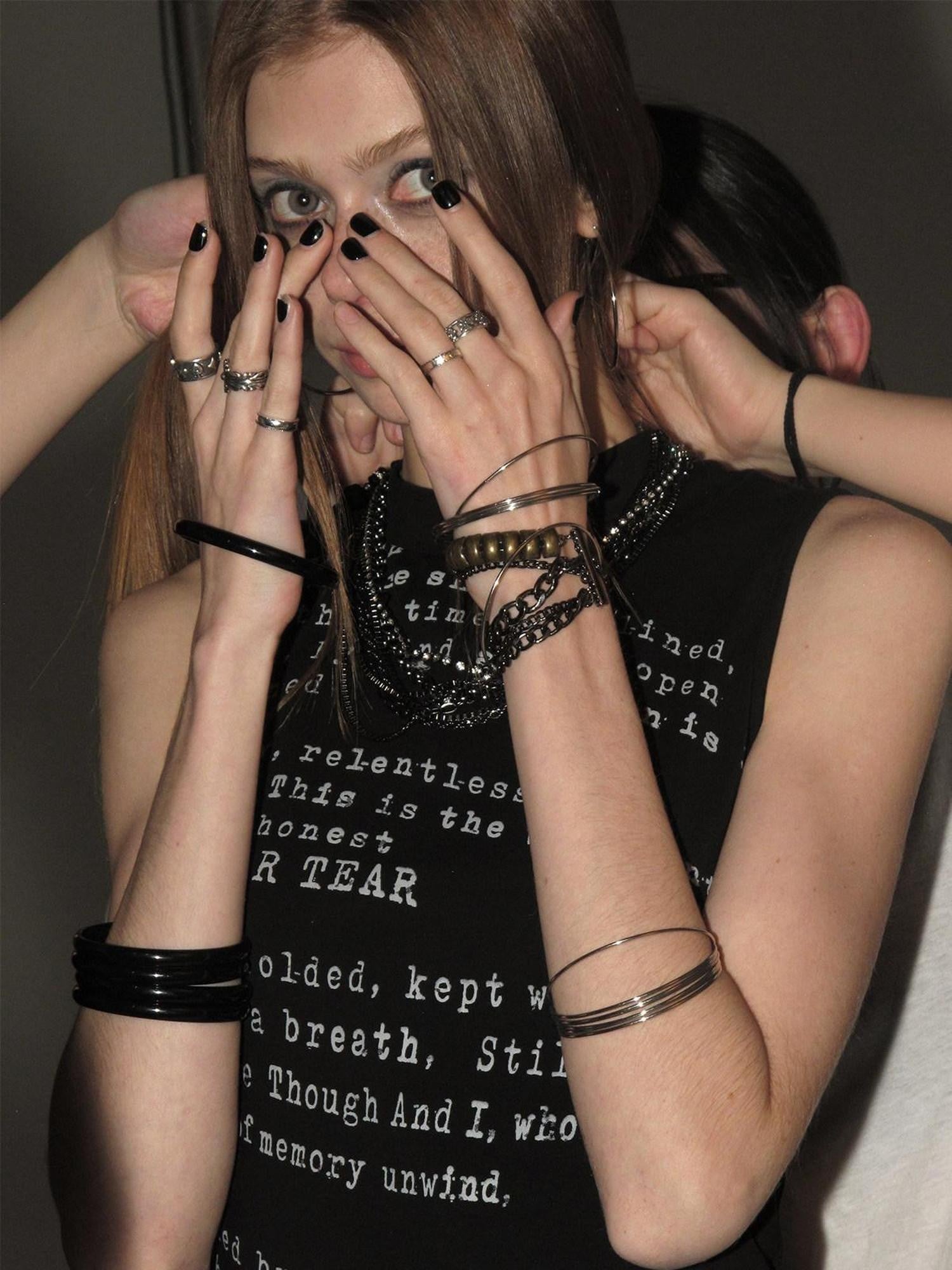 wear And tear Black High Neck Distressed Letter Print Slim Women&