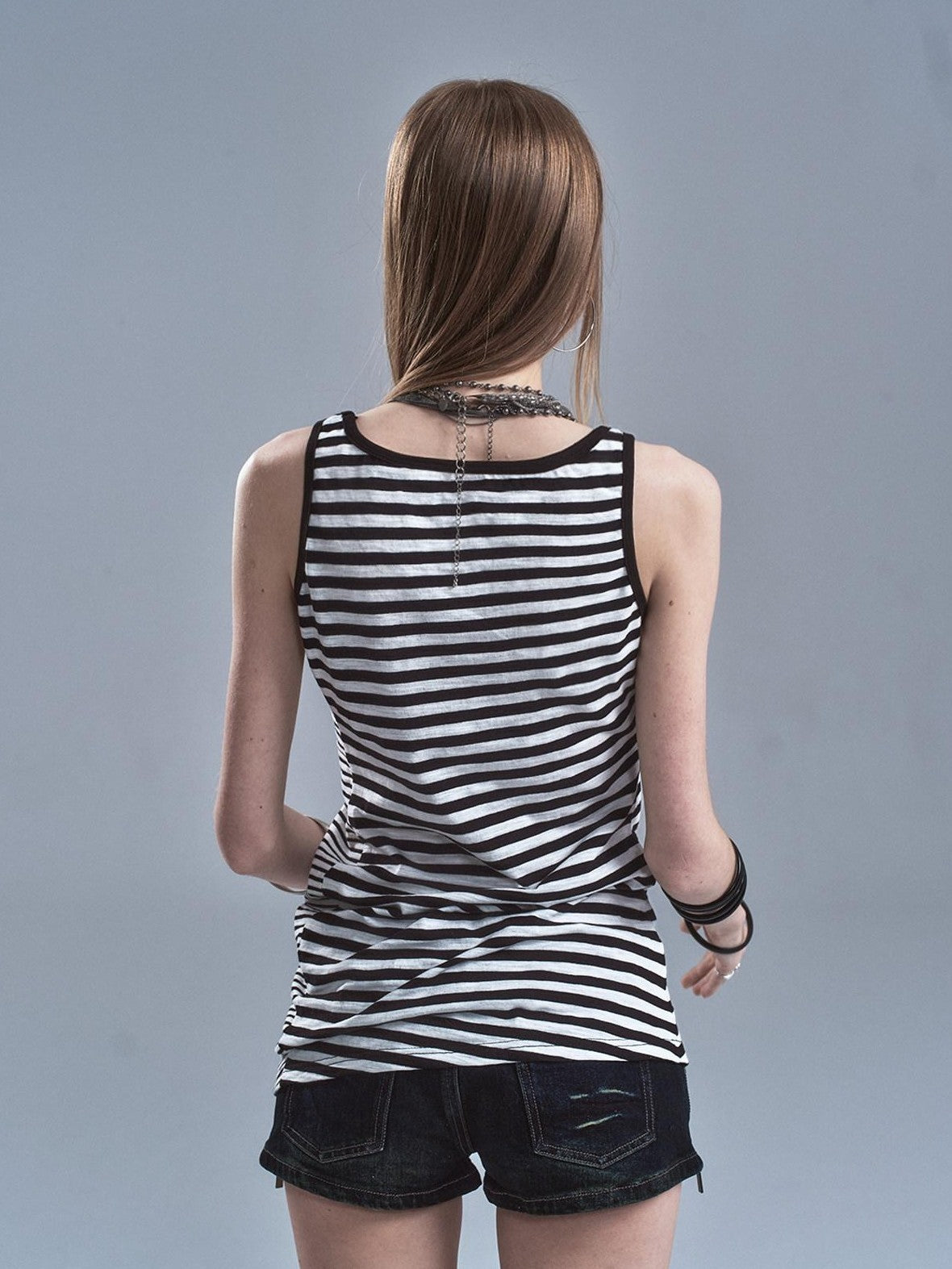 wear And tear Black White Striped Asymmetric Diagonal Hem Women&