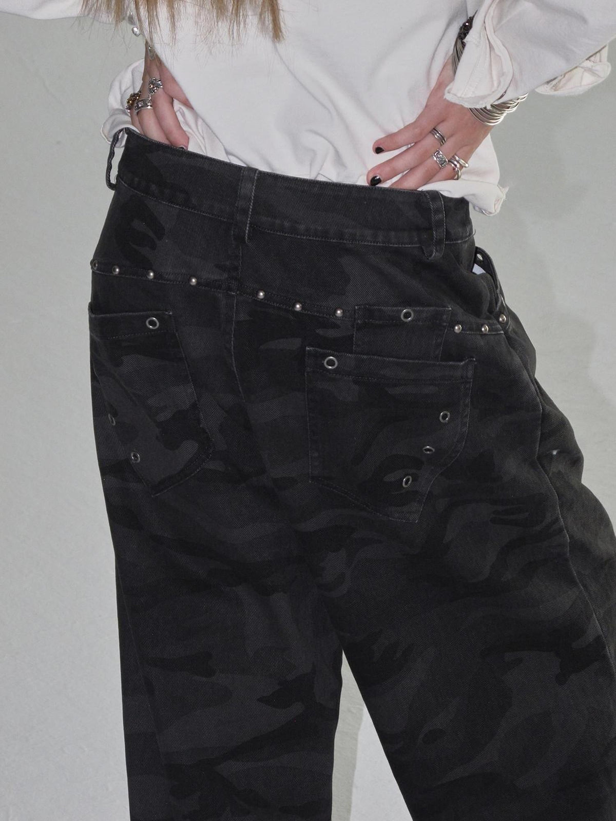 wear And tear Camouflage Studded Pocket Split Wash Streetwear Women&