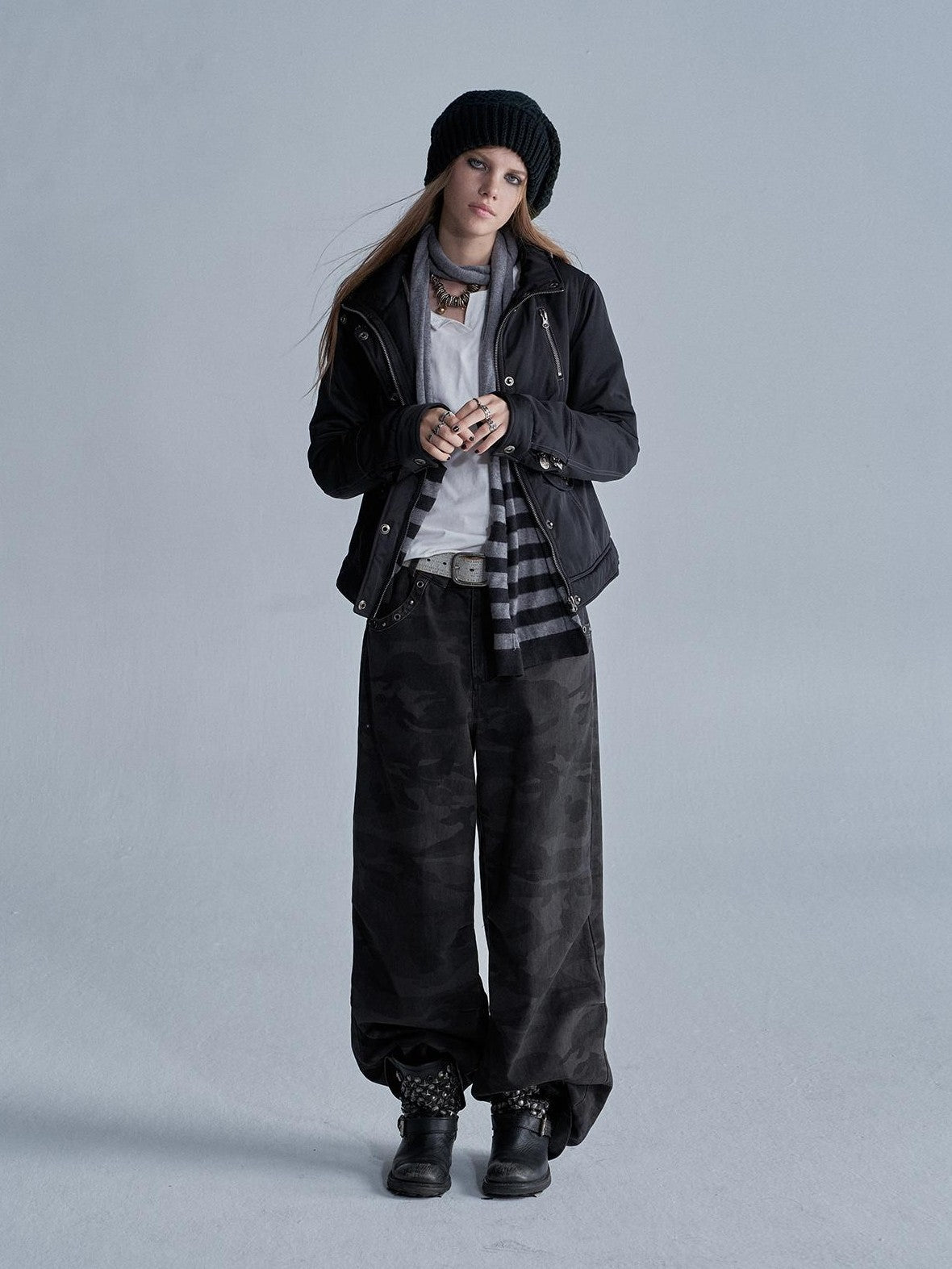 wear And tear Camouflage Studded Pocket Split Wash Streetwear Women&