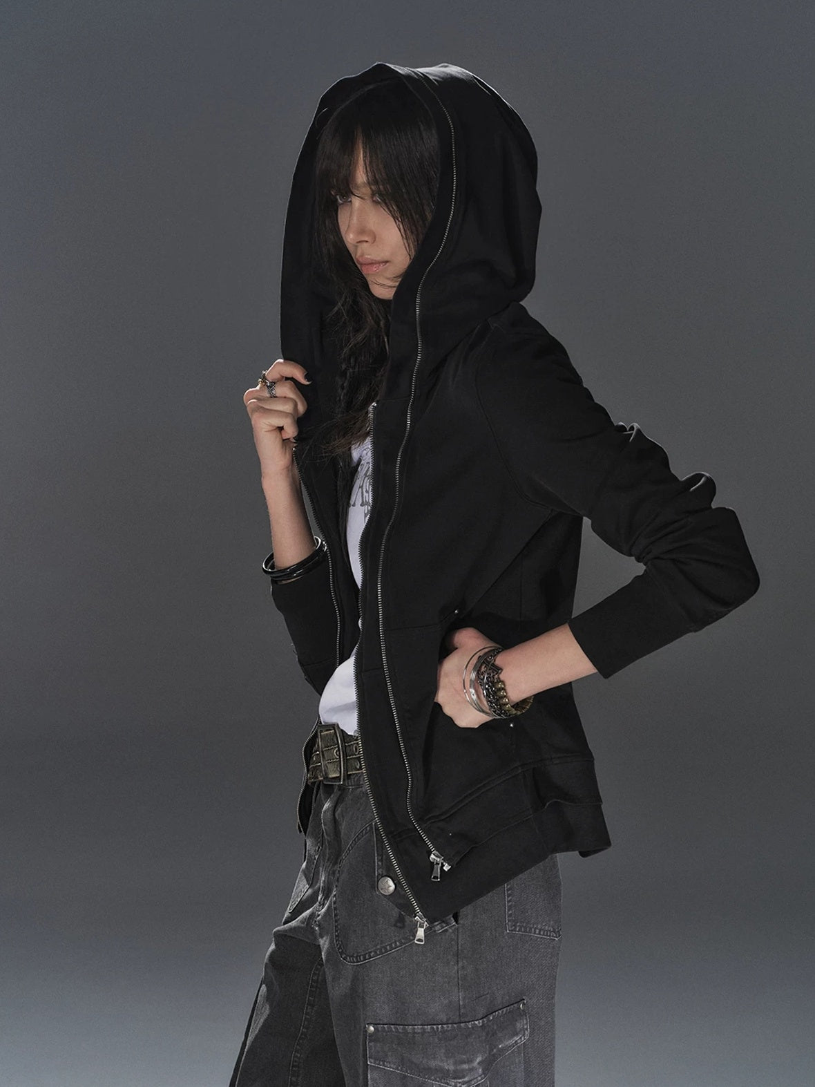 wear And tear Pure Cotton Lightweight Slim Zip Punk Studded Hooded Women Black Pocket Hoodies