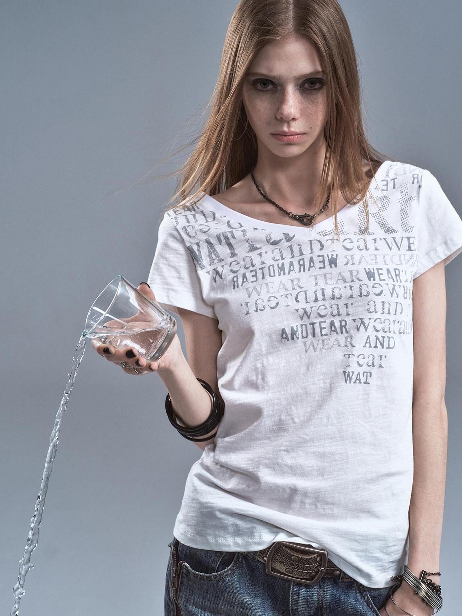 wear And tear Reversible Letter Print Slub Sheer Slim Women&