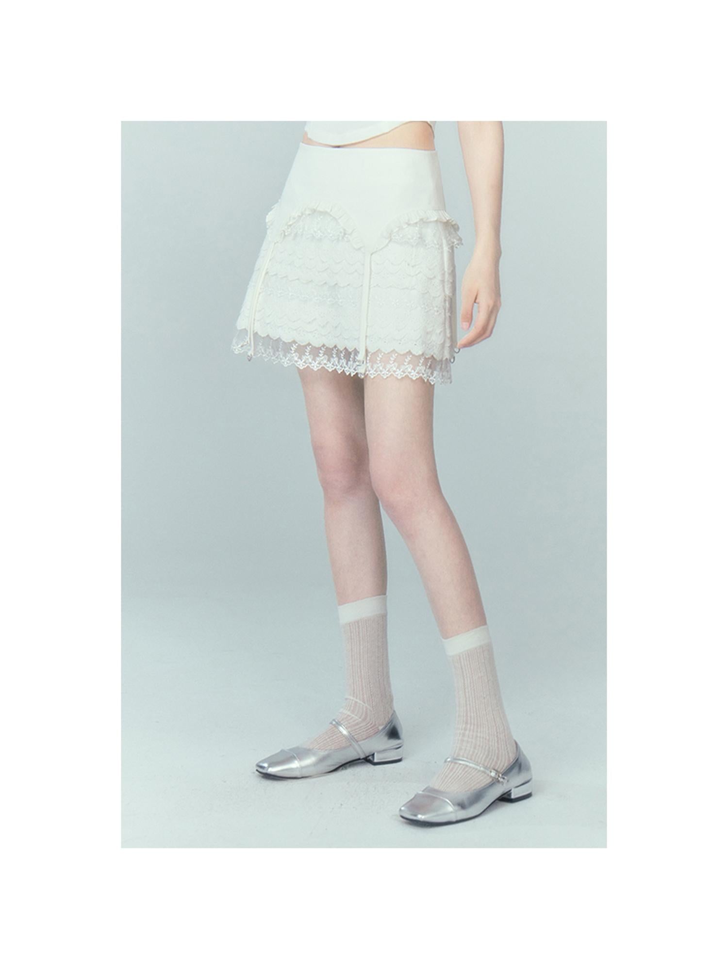 DIDDI MODA Lace Tiered Pure White Mini Skirt