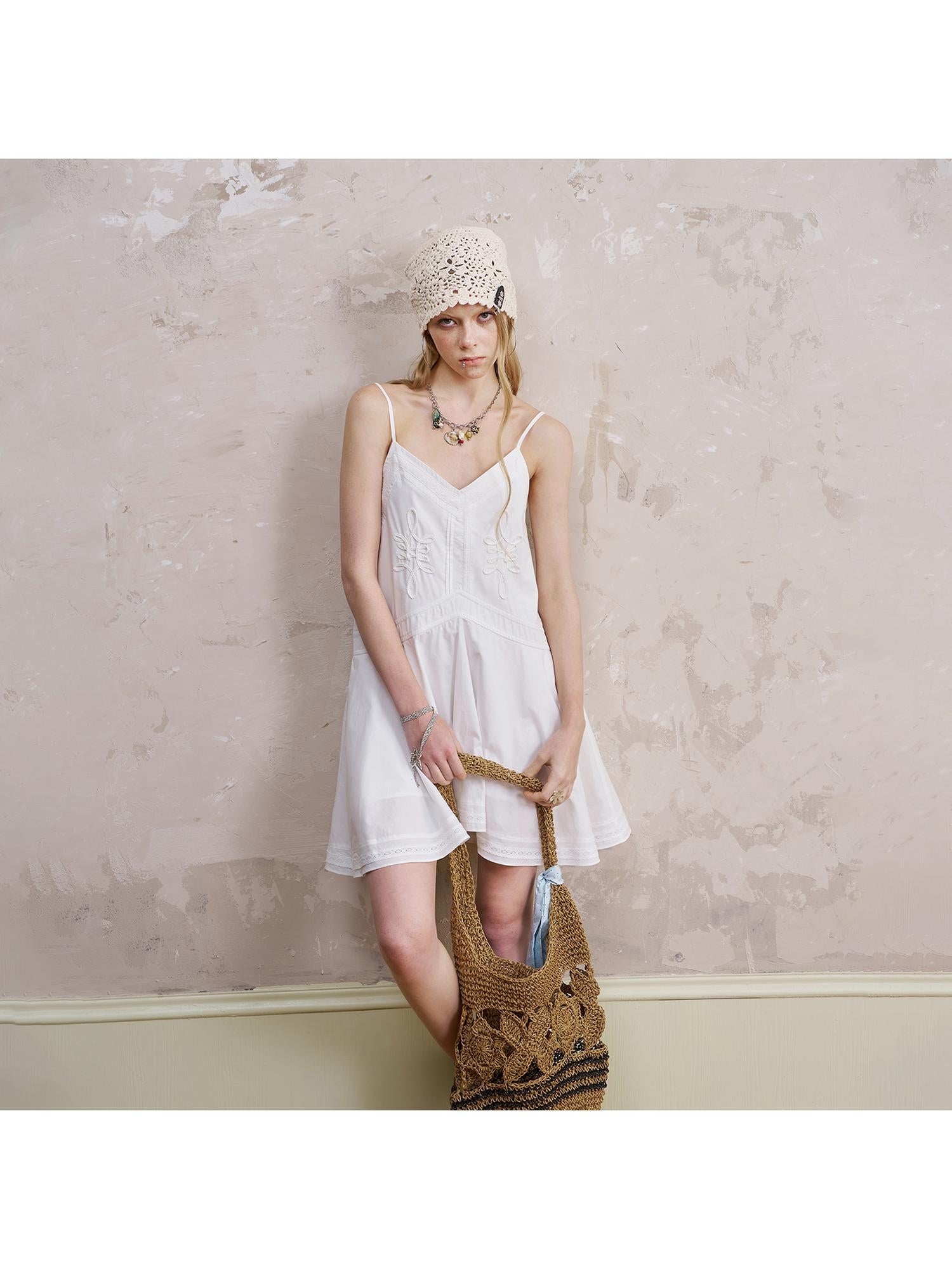 DIDDI MODA French V Neck Floral Lace Sundress With Ruffled Hem