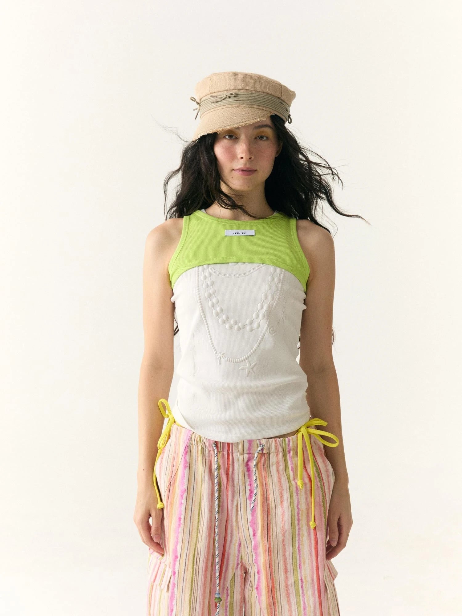 Embossed Pearl Necklace Crop Tank Camisole