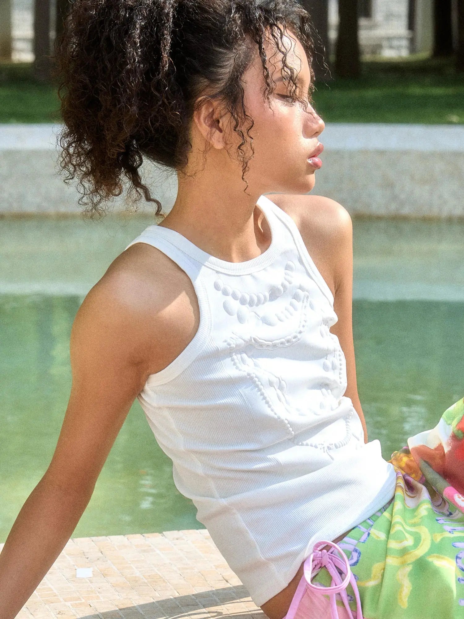 Embossed Pearl Necklace Crop Tank Camisole