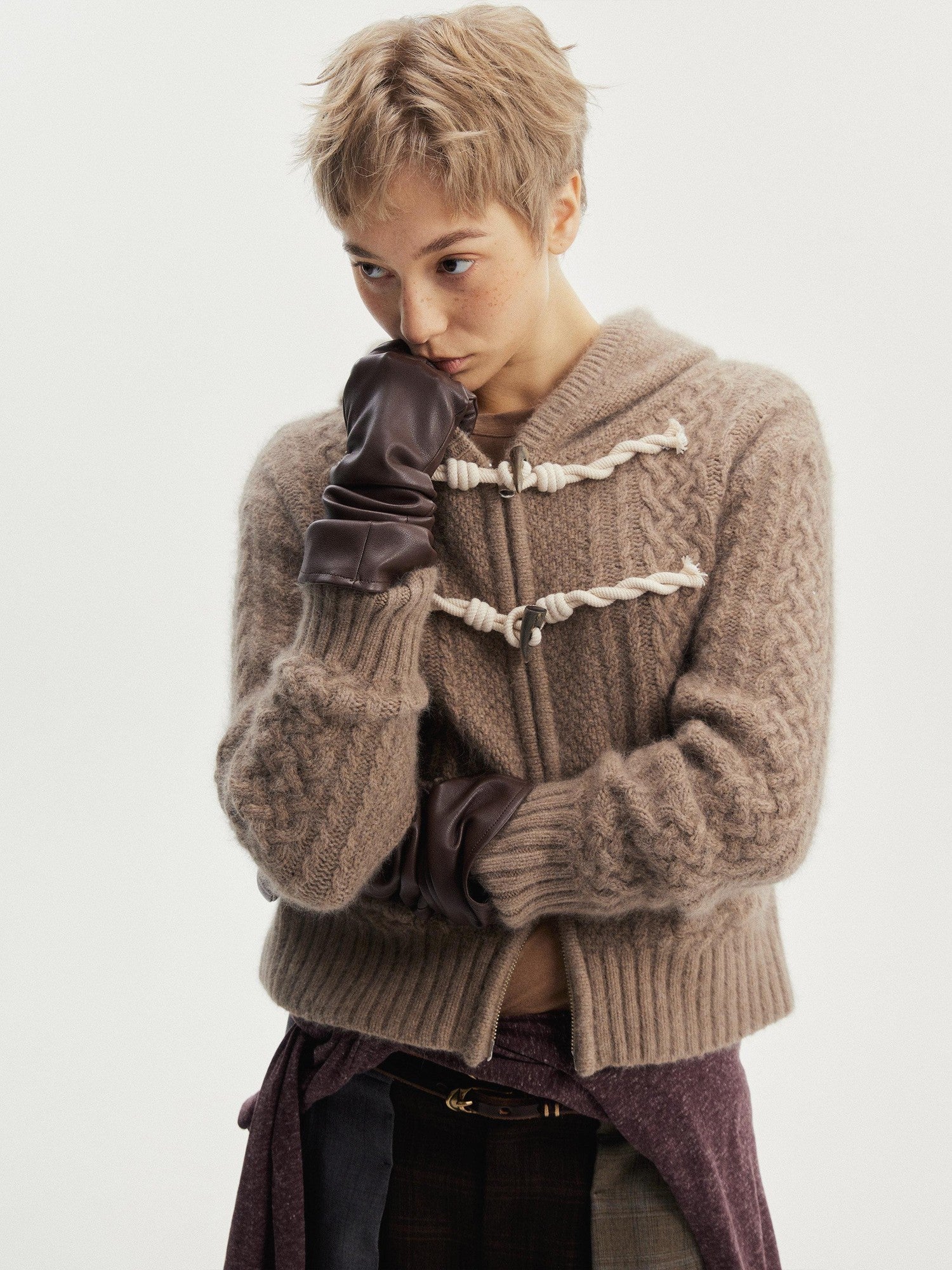 wii wil Raccoon Fur Trim Zip Toggle Cropped Women&