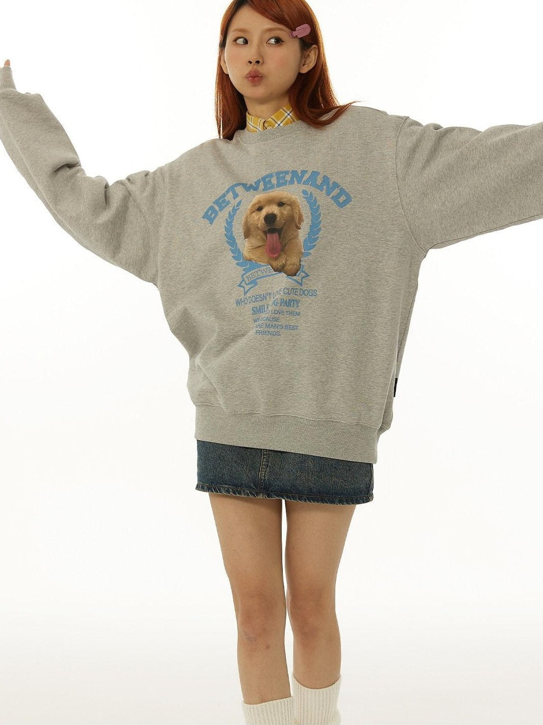 BETWEENAND Gray Tongue Out Puppy Motif Loose Fit Women&