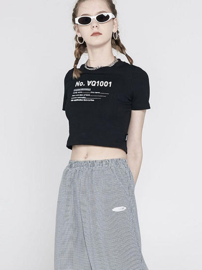 ANYQUESTION Black And White Printed Stretch Slim Fit Short Sleeve Women&