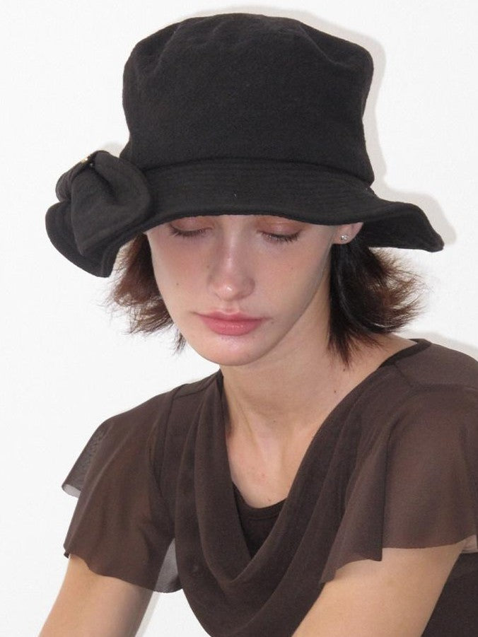 Mito de dar Black Bow Knitted Wide Brim Round Top Women&