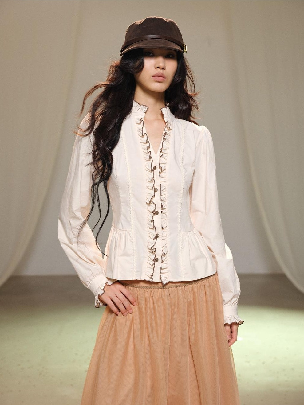 lvetong Beige Bubble Sleeve Ruffle Trim Splice Cinched Waist Women&