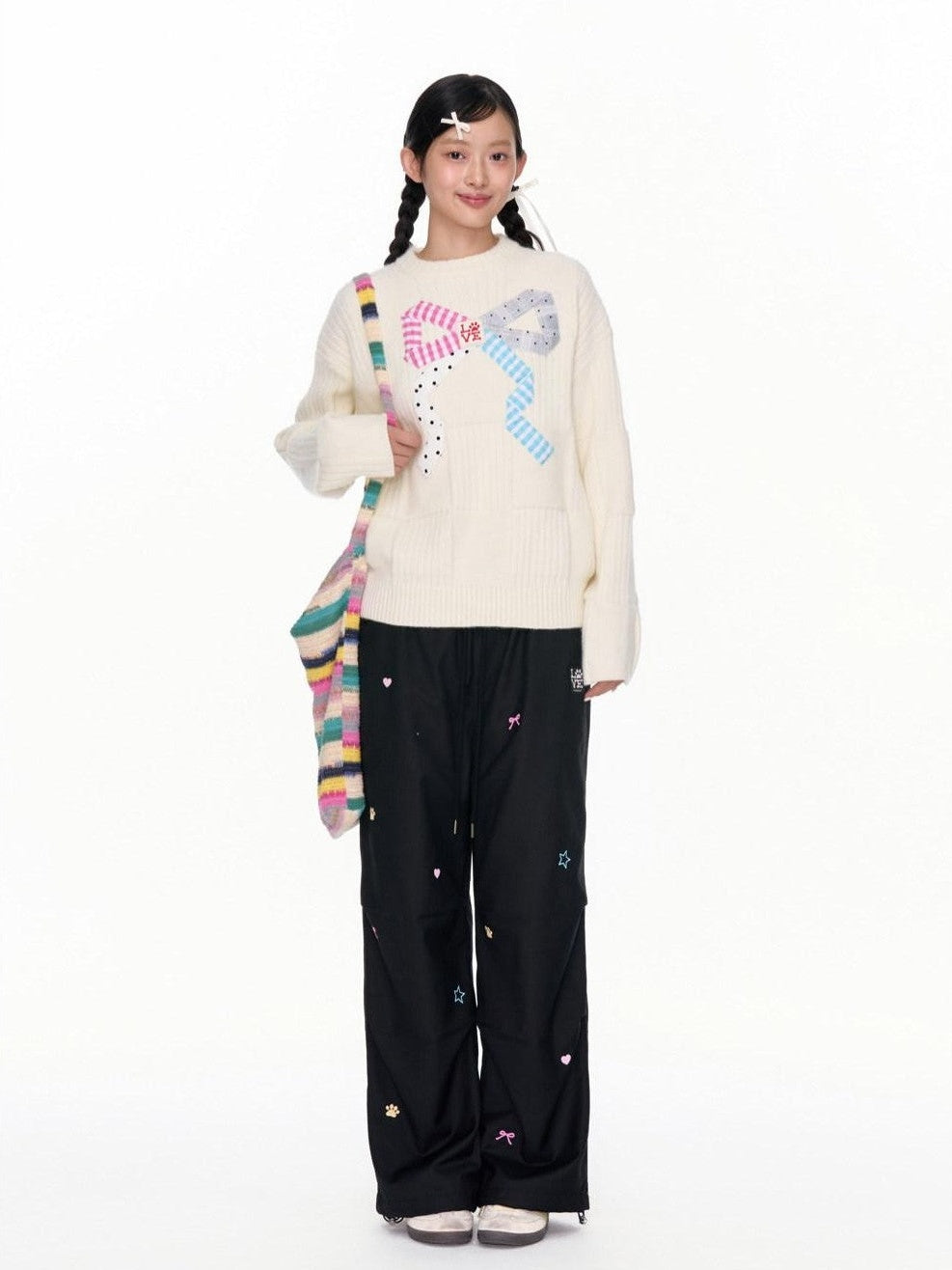 BETWEENAND Two Tone Colorful Embroidered Women&