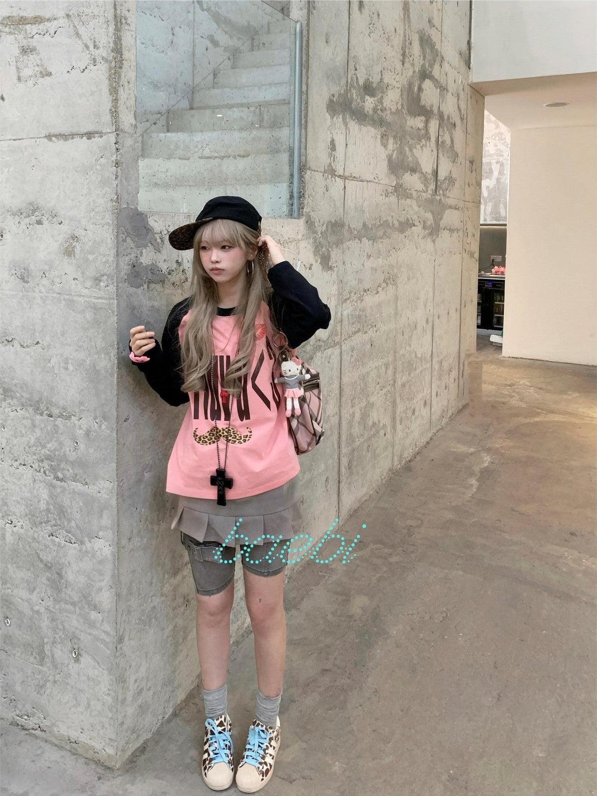 bae bi Retro Letter Leopard Print Raglan Colorblock Women&