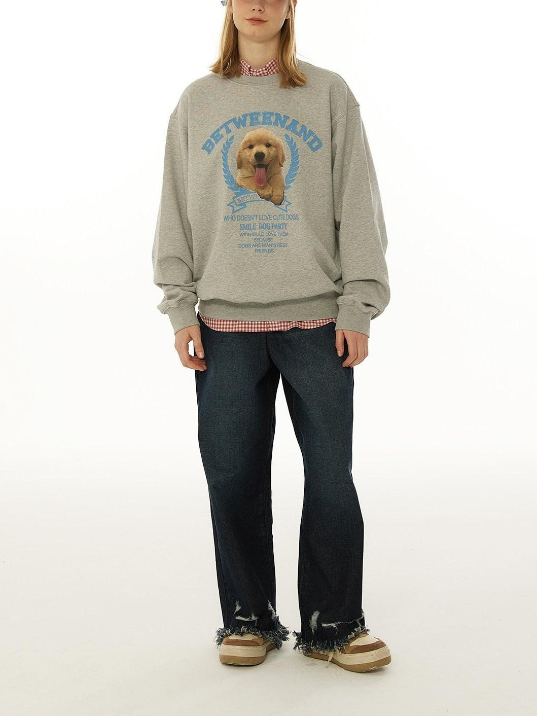BETWEENAND Gray Tongue Out Puppy Motif Loose Fit Women&
