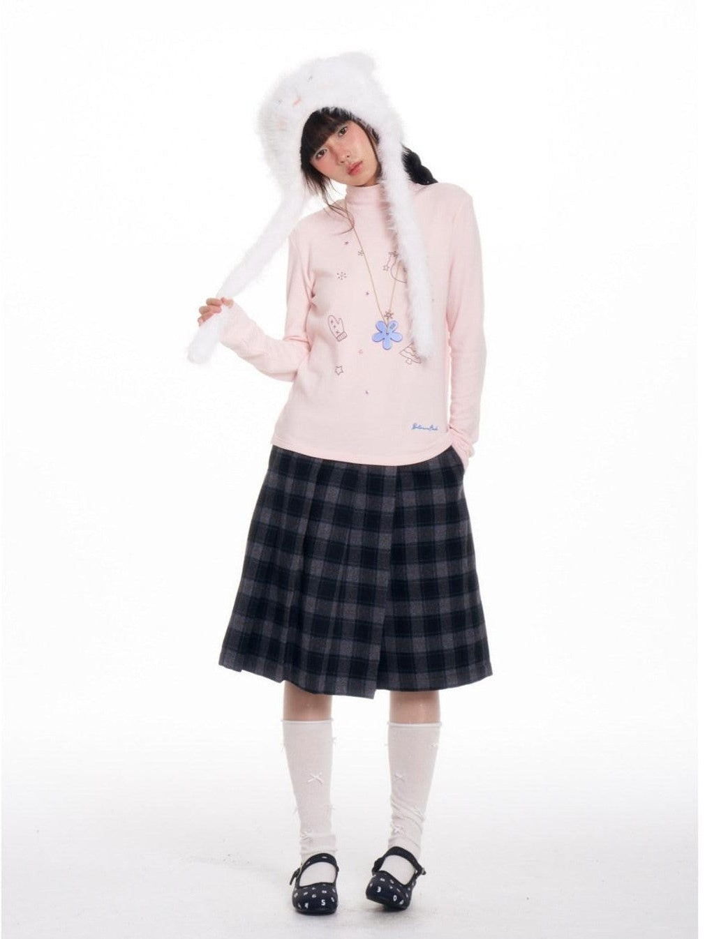 BETWEENAND Soft Beaded Letter Print Mock Neck Women&