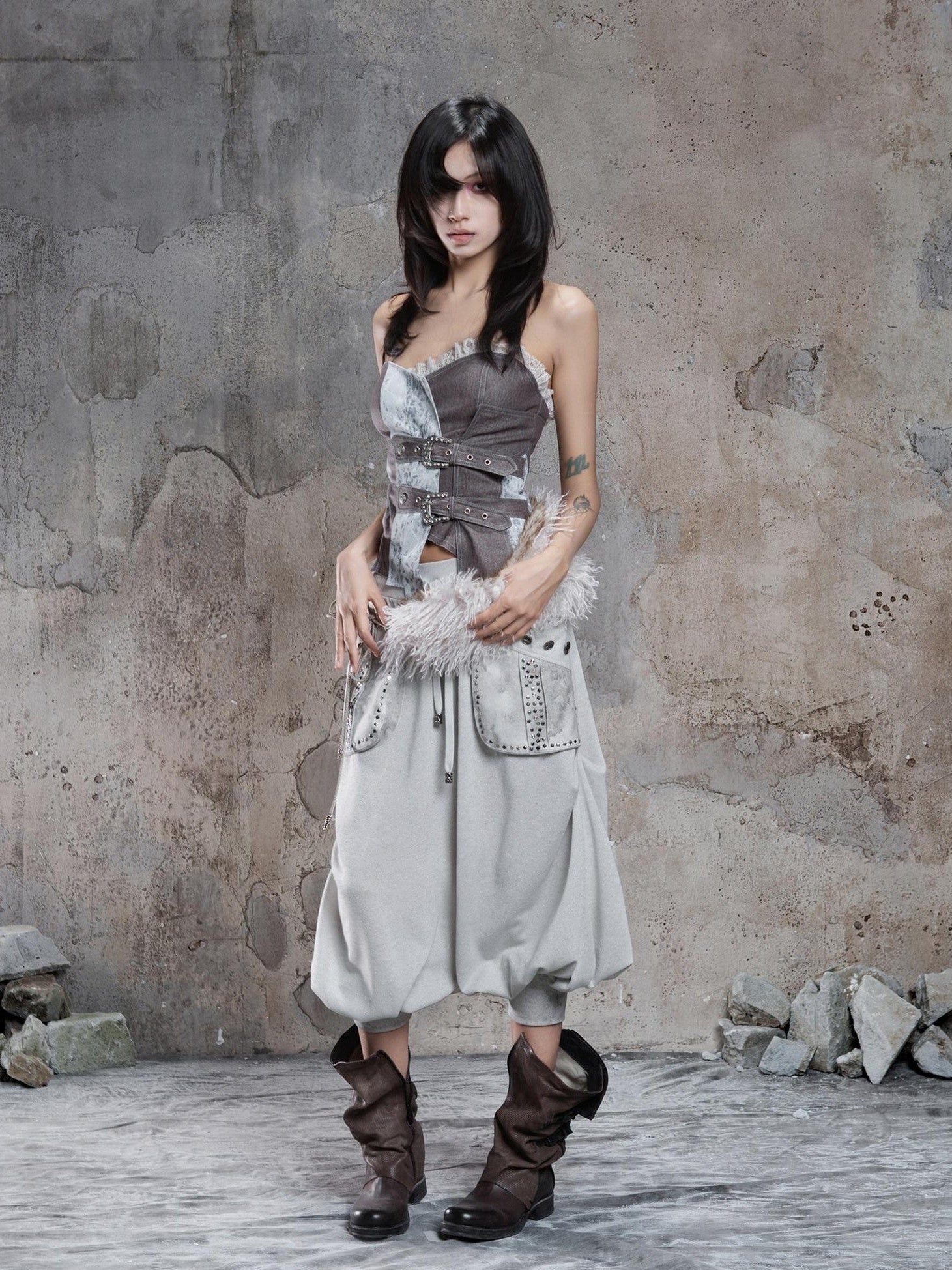 ARIADNAw Light Gray Retro Punk Drop Crotch Big Pocket Rhinestone Women&