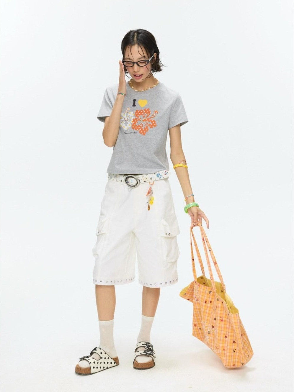 BETWEENAND Two Tone Floral Print Crewneck Short Sleeve Women&