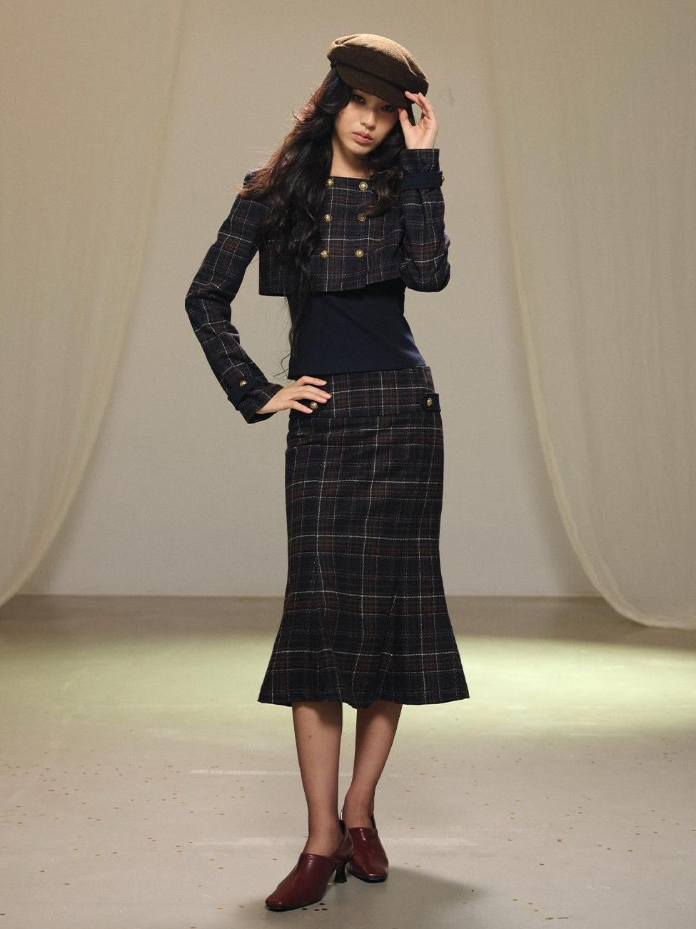 lvetong Plaid Wool Blend Cropped Jacket Long Sleeve Fishtail Skirt Women&