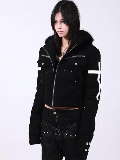 DETW onLine Dark Knight Metal Cross Fur Collar Women&
