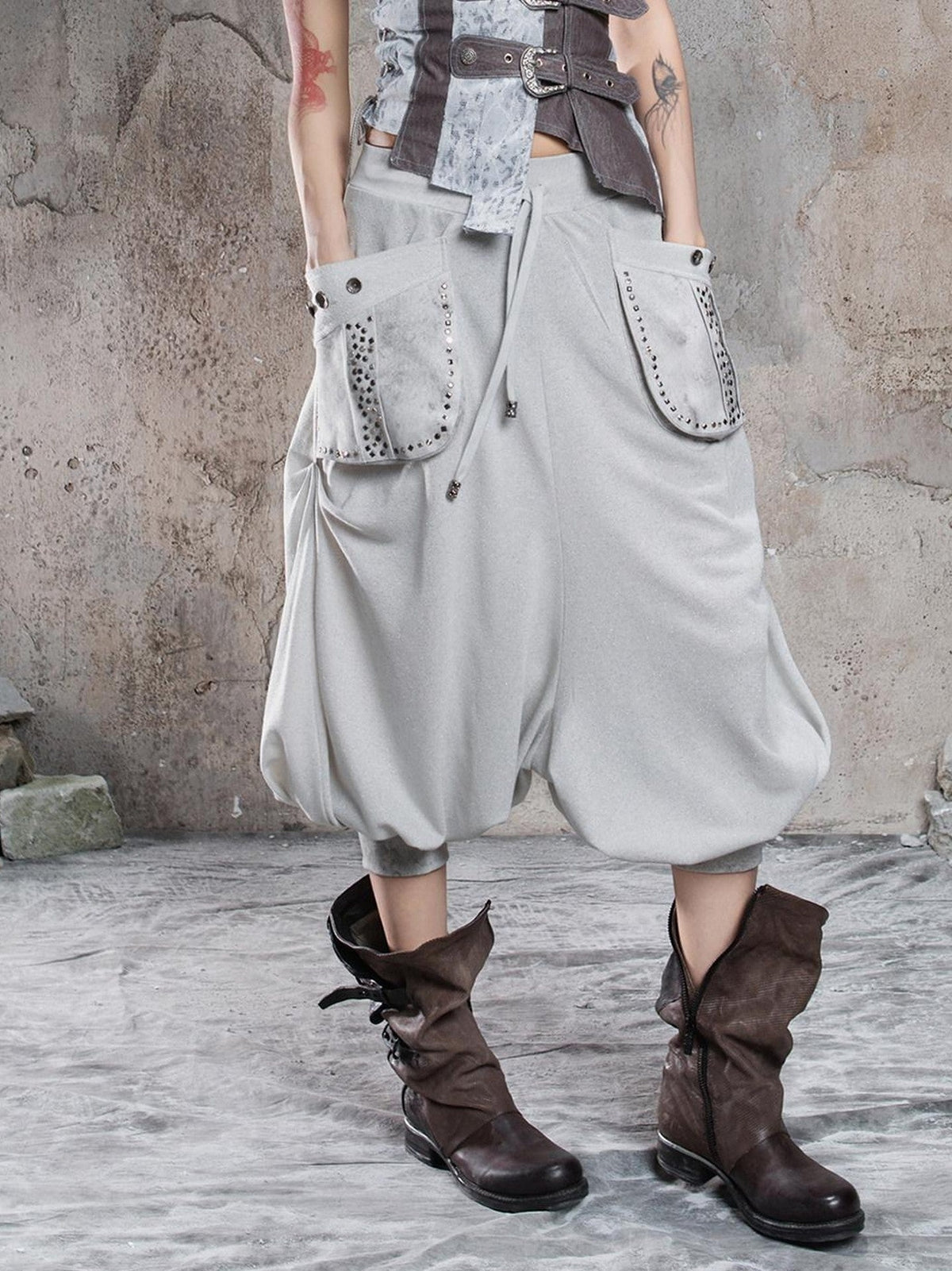 ARIADNAw Light Gray Retro Punk Drop Crotch Big Pocket Rhinestone Women&