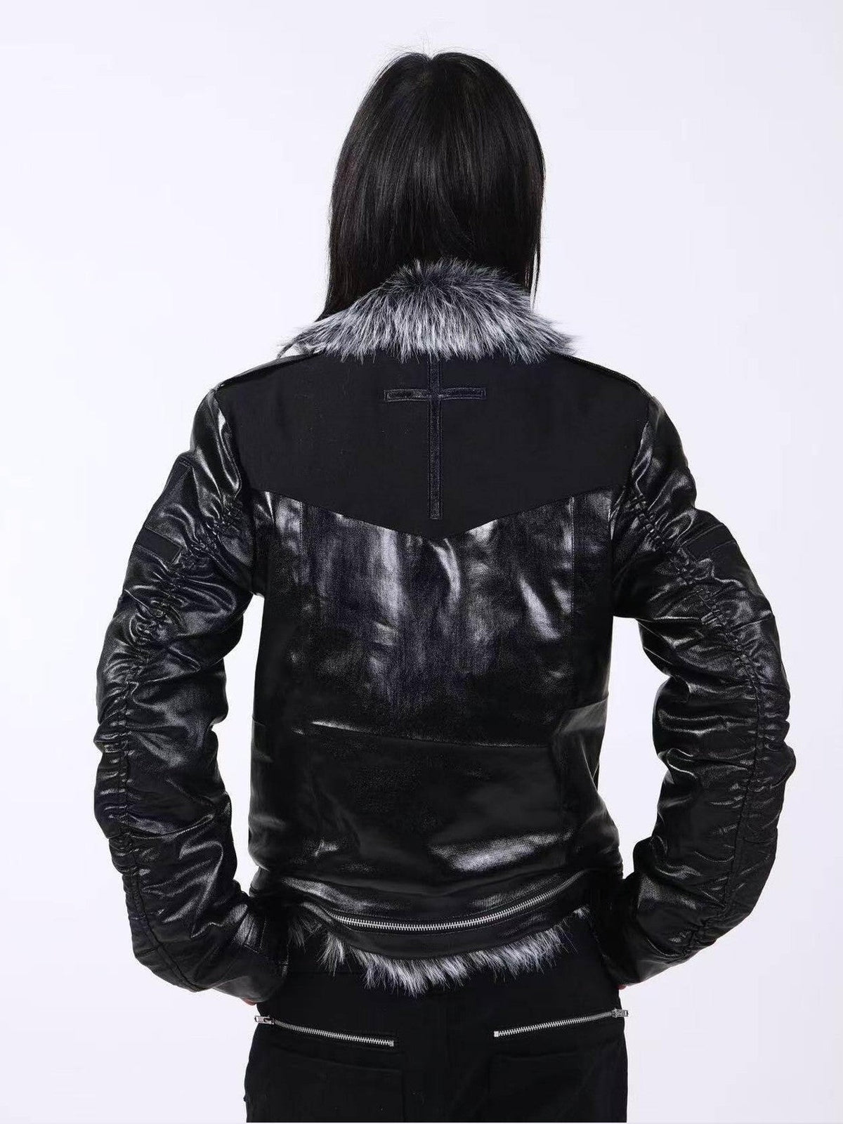DETW onLine Dark Knight Cross Washed Wax Faux Fur Collar Women&