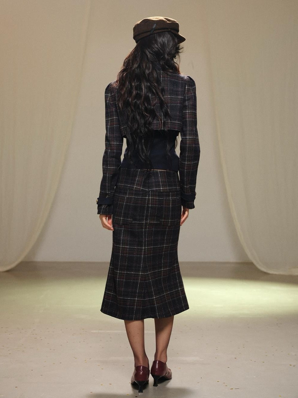 lvetong Plaid Wool Blend Cropped Jacket Long Sleeve Fishtail Skirt Women&