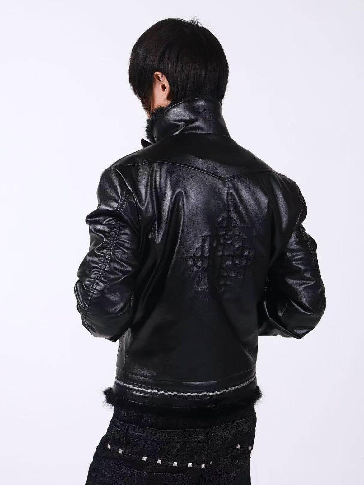 DETW onLine Embroidered Patchwork Fur Bomber Metal Hardware Women&