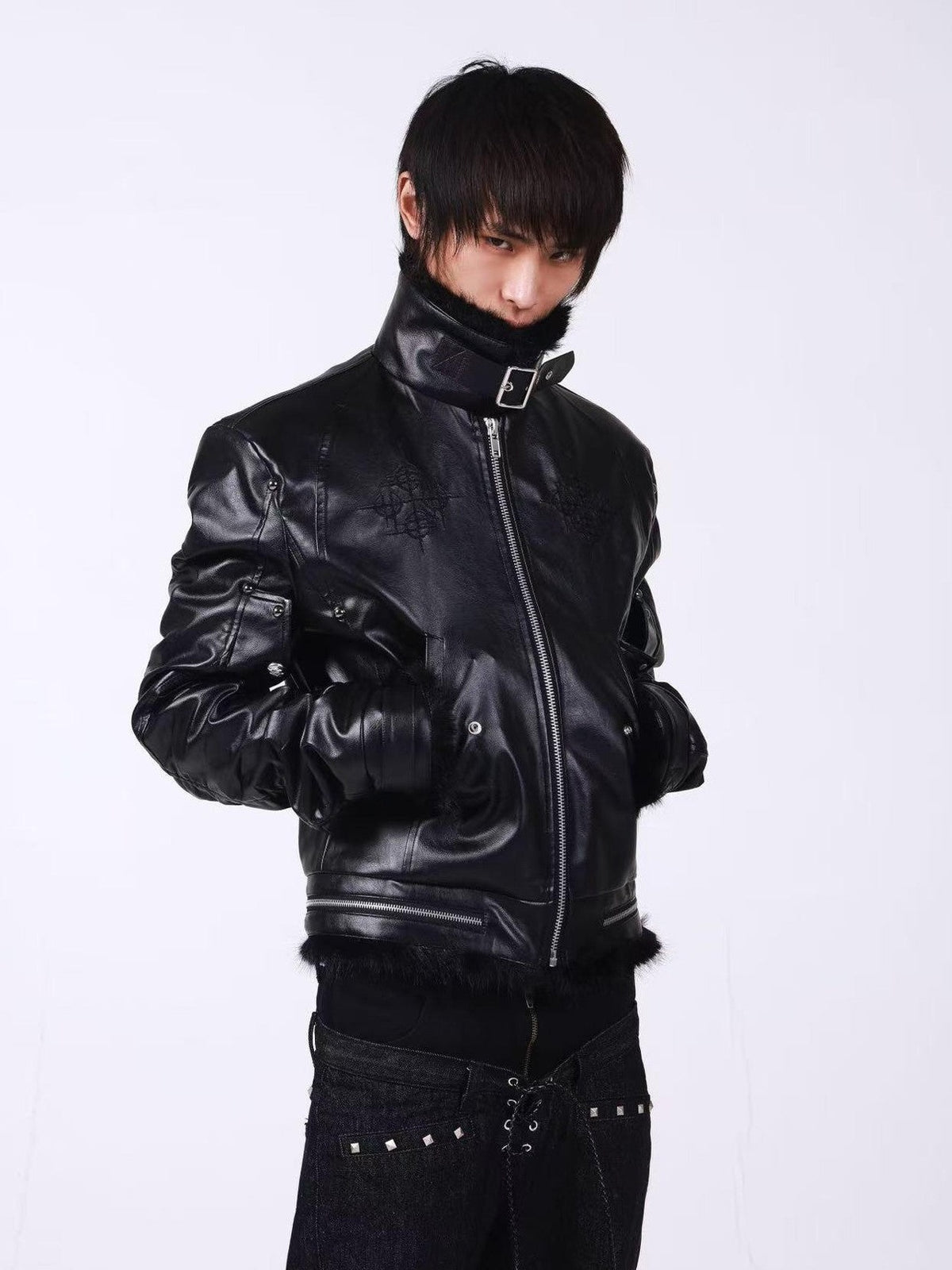 DETW onLine Embroidered Patchwork Fur Bomber Metal Hardware Women&
