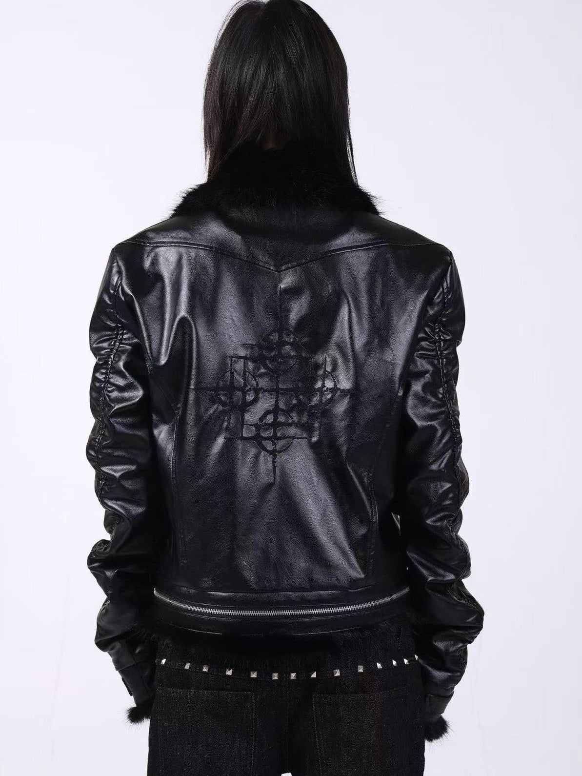 DETW onLine Embroidered Patchwork Fur Bomber Metal Hardware Women&