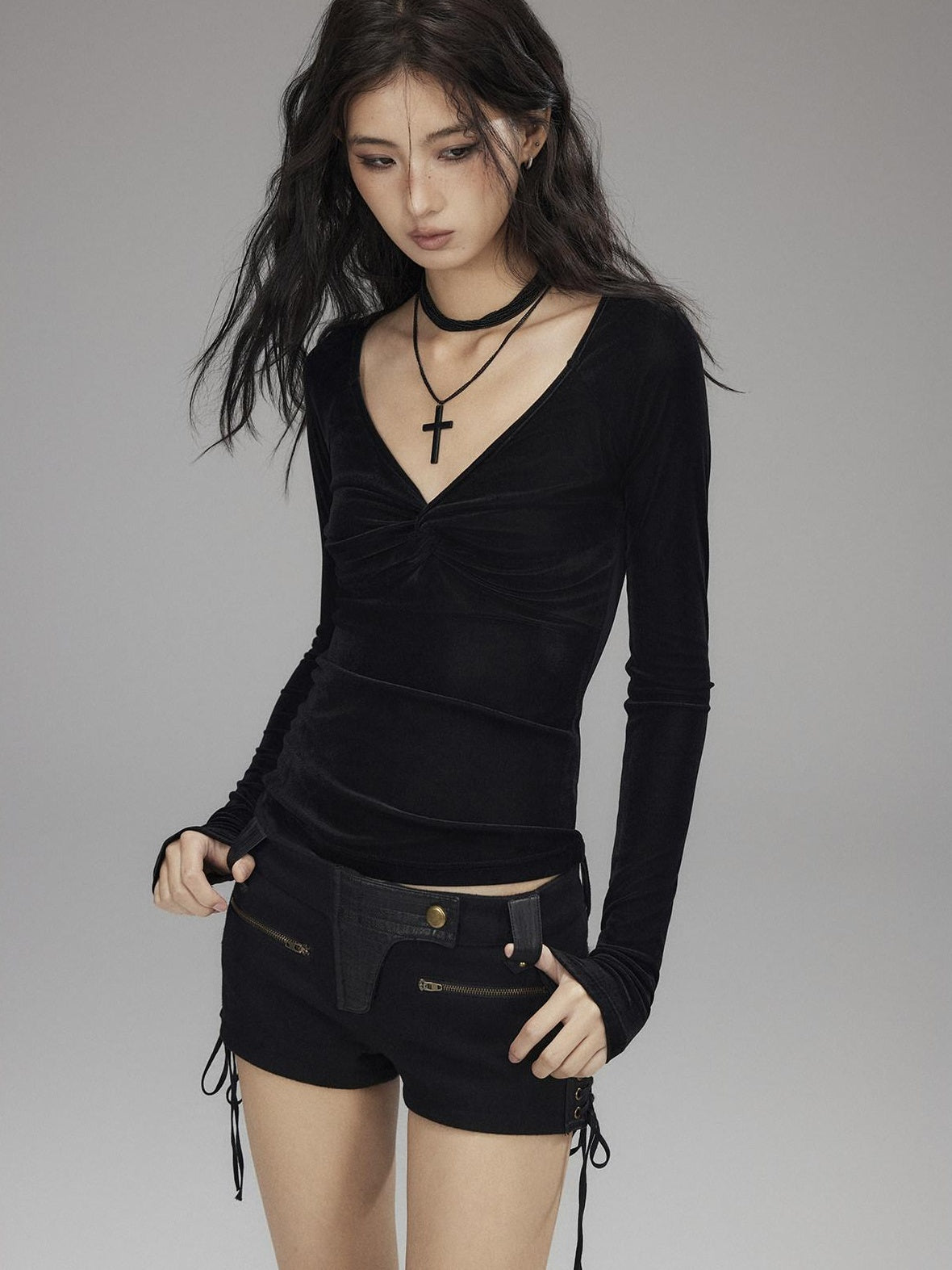 Low pixel Flocked Velvet Mesh V-neck Slim Dark Aesthetic Daily Wear Long Sleeve Crop Tops