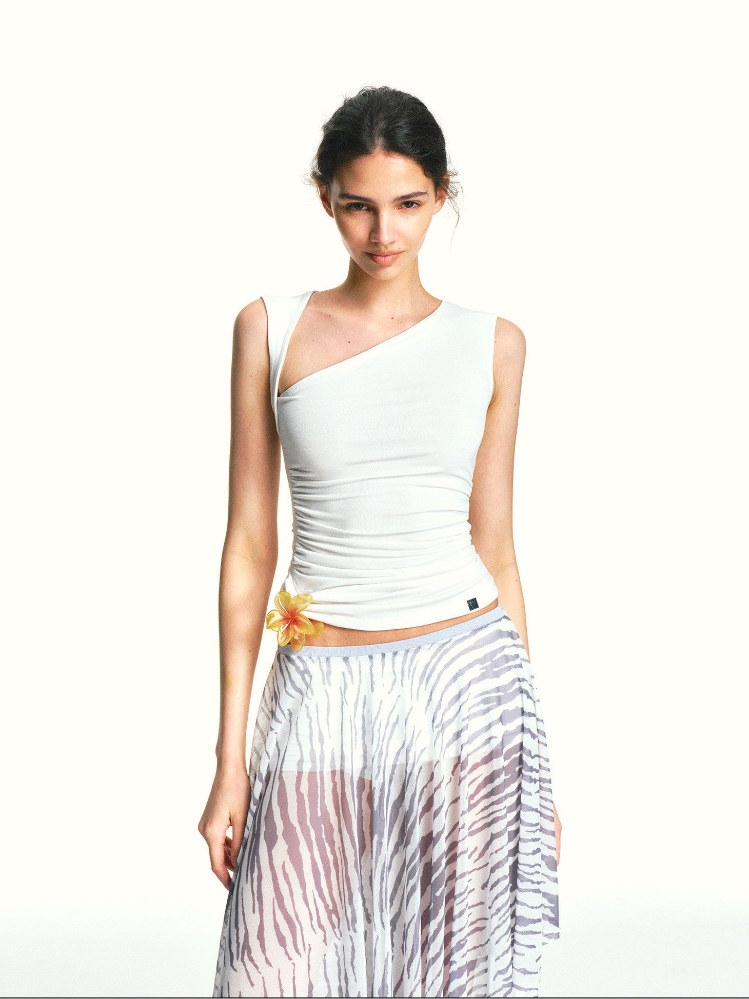 kvkv White Asymmetric Square Neck Ruched Slim Women&