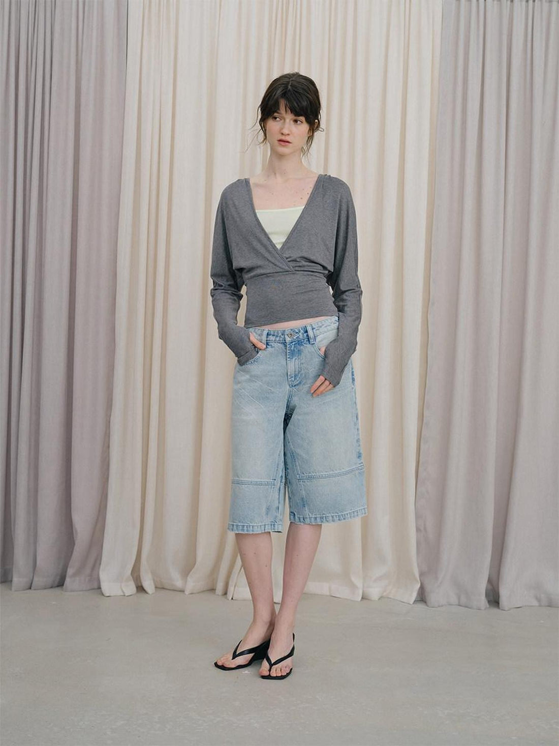 DKZ OFFICIAL Gray Colorblock Batwing Sleeve Women&
