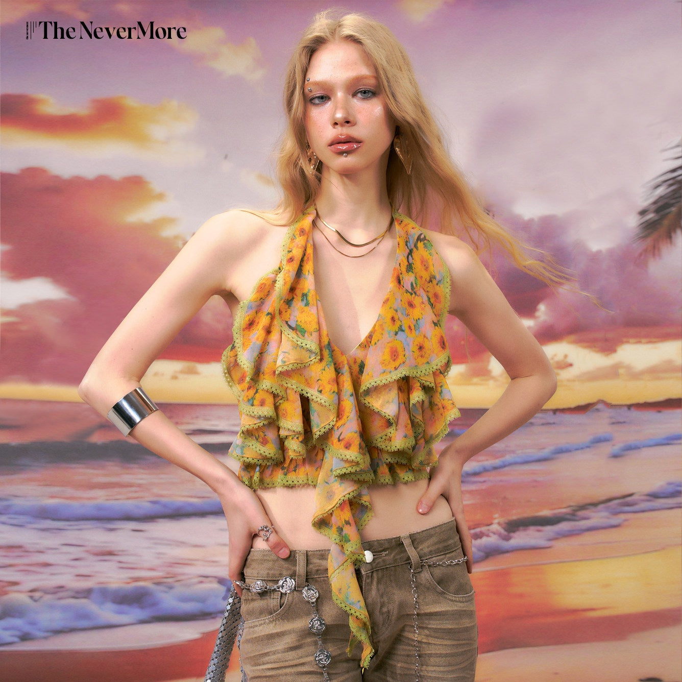 The_NeverMore_Original_Design_Backless_Slim_Fit_Floral_Spaghetti_Strap_Women_Camisoles_MISSTT