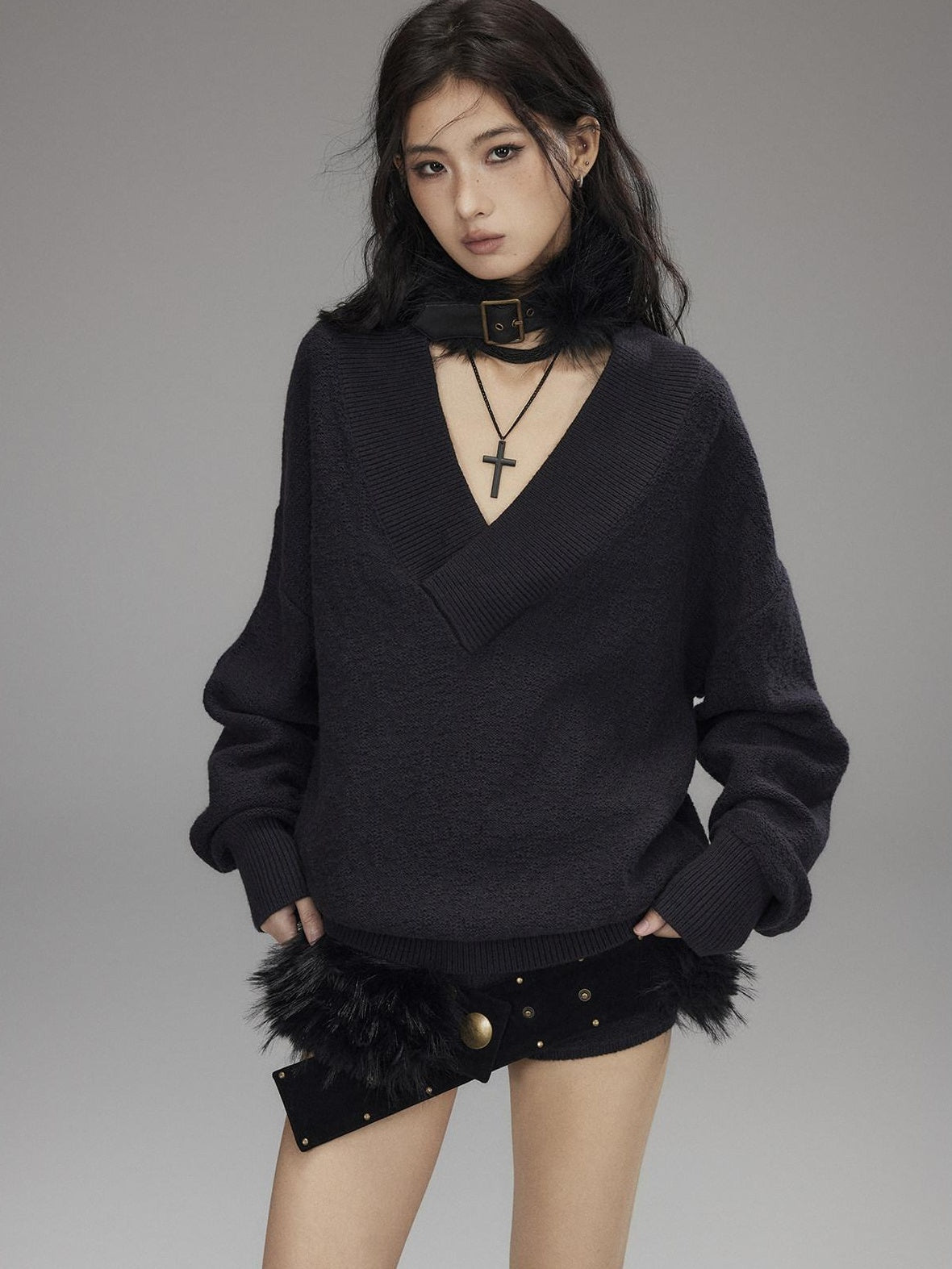 Low pixel Knitted Wool Blend Loose Street Style Women Two Piece Set Navy Mini Shorts