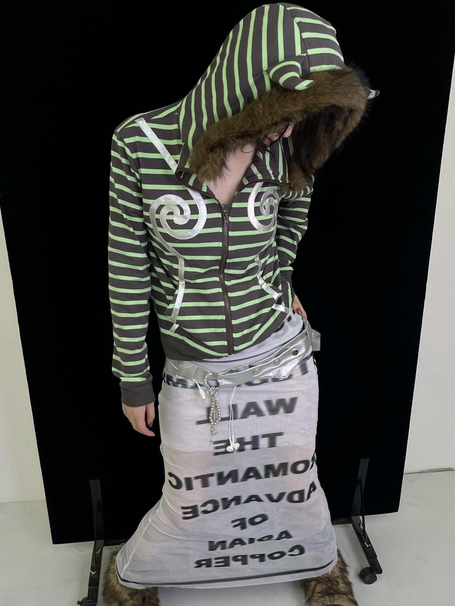 Ttsunami Silver Swirl Striped Fur Collar Zipper Slim Women&