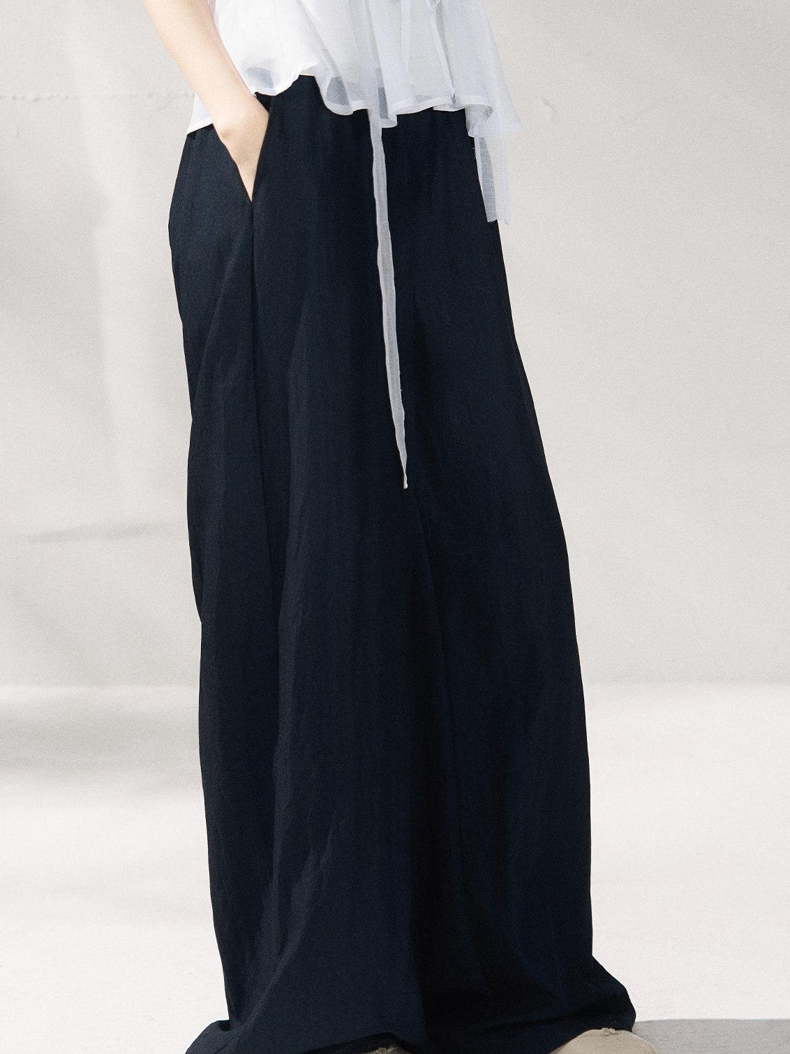 7Shiftin Nylon Cotton Blend Relaxed Natural Waist Women Solid Navy Wide Leg Pants