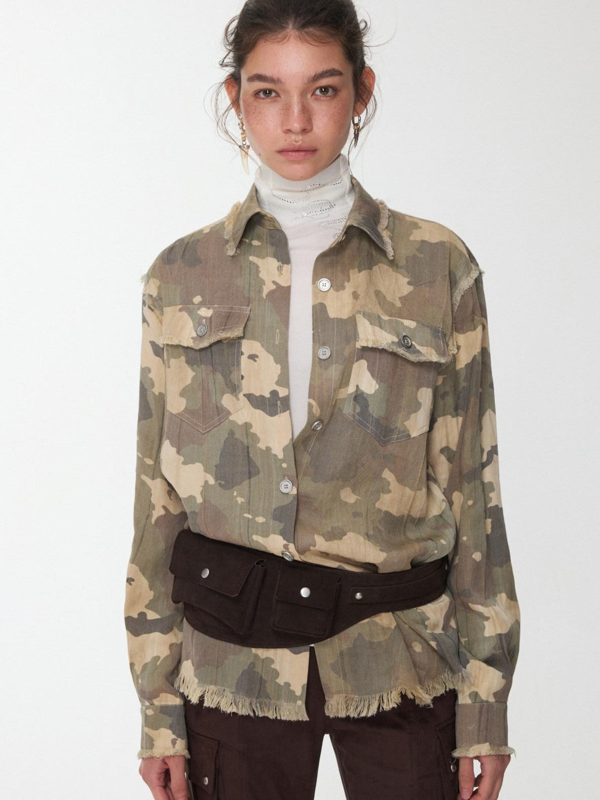 1JINN STUDIO Camel Gray Camo Washed Pleated Frayed Tassel Fitted Women&