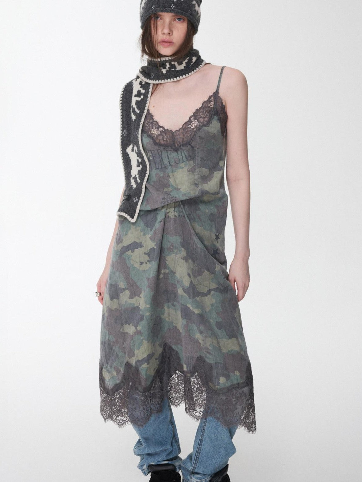 1JINN STUDIO Camouflage Print Lace Trim V-neck Spaghetti Strap Women&