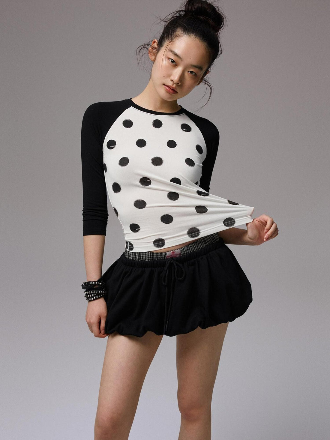 1JINN STUDIO Colorblock Polka Dot Print Raglan Three Quarter Sleeve Women&