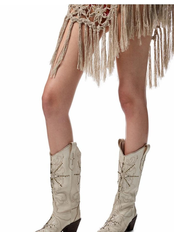 1JINN STUDIO Crackle Embroidered V Cut Pointed Women&