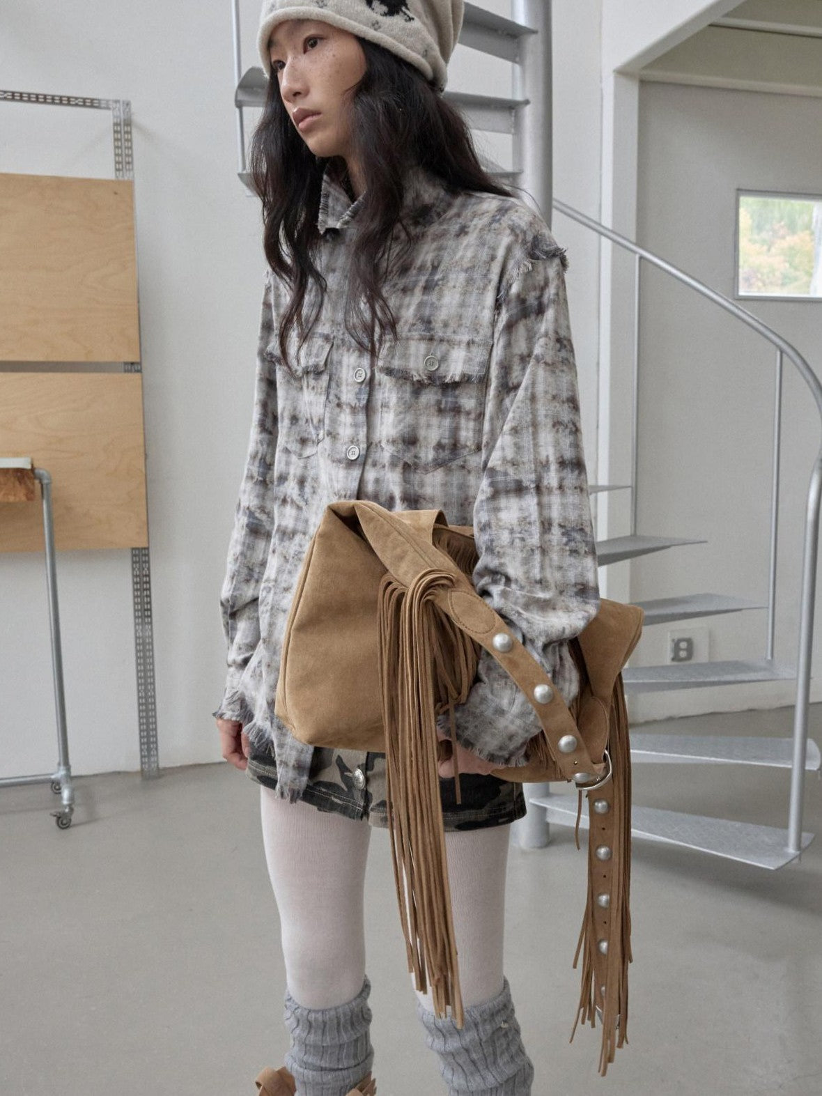 1JINN STUDIO Distressed Frayed Plaid Slim Round Neck Drop Shoulder Women&
