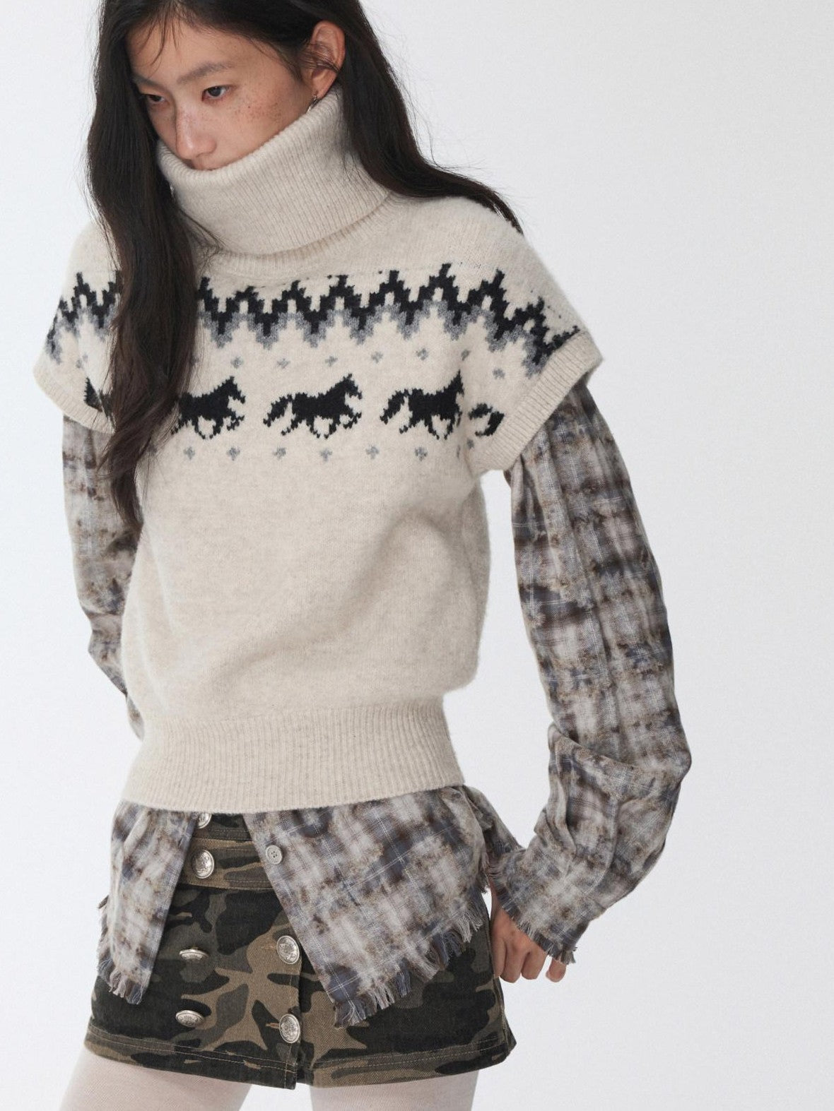 1JINN STUDIO Distressed Frayed Plaid Slim Round Neck Drop Shoulder Women&